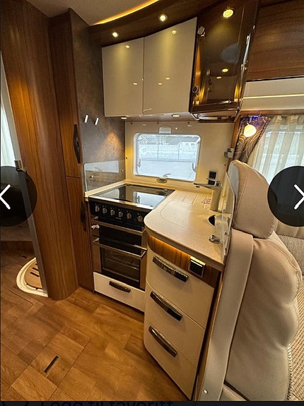 Hymer Premium Line B708 20 of 30