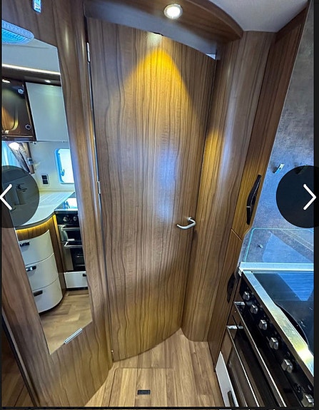 Hymer Premium Line B708 24 of 30