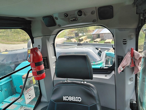 Kobelco SK140SR LC-7 9 of 12
