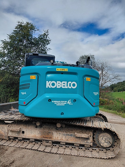 Kobelco SK140SR LC-7 3 of 12