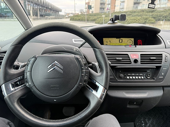 Citroen Grand C4 Picasso 12 of 17