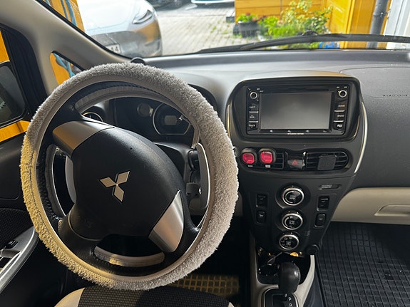 Mitsubishi i-Miev 7 of 7