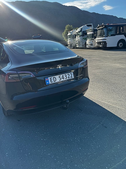 Tesla Model 3 22 of 30
