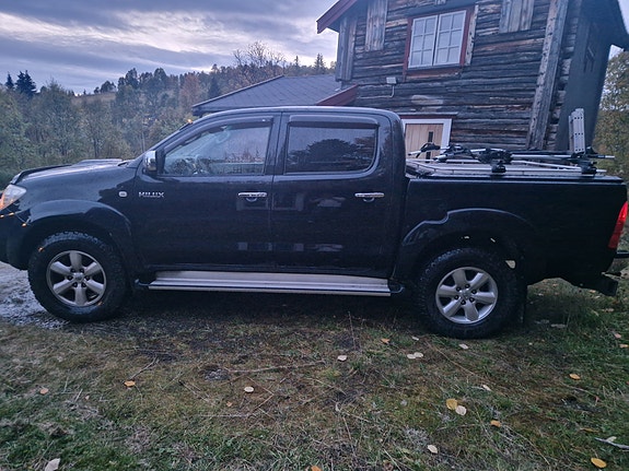 Toyota HiLux 6 of 15