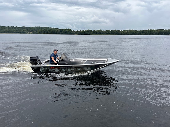 Kimple 460 Zander Bass Pro, Finn din nærmeste forhandler 15 of 30
