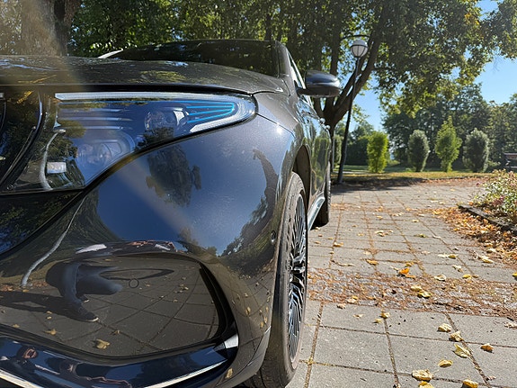 Mercedes-Benz EQC-Klasse 9 of 29