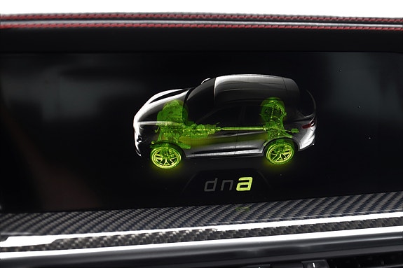 Alfa Romeo Stelvio Quadrifoglio 17 of 30