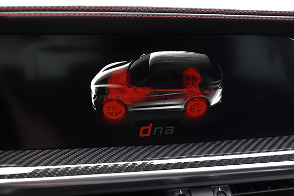 Alfa Romeo Stelvio Quadrifoglio 19 of 30