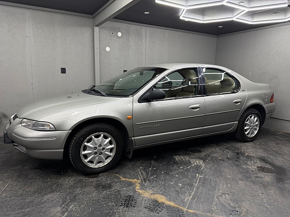 Chrysler Stratus 4 of 30