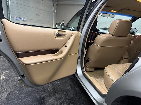 Chrysler Stratus 28 of 30