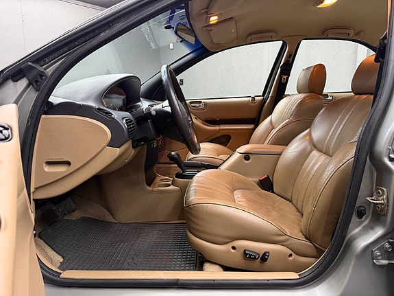 Chrysler Stratus 17 of 30