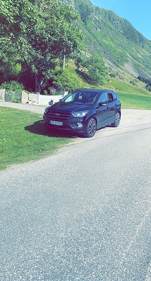 Ford Kuga 2 of 12