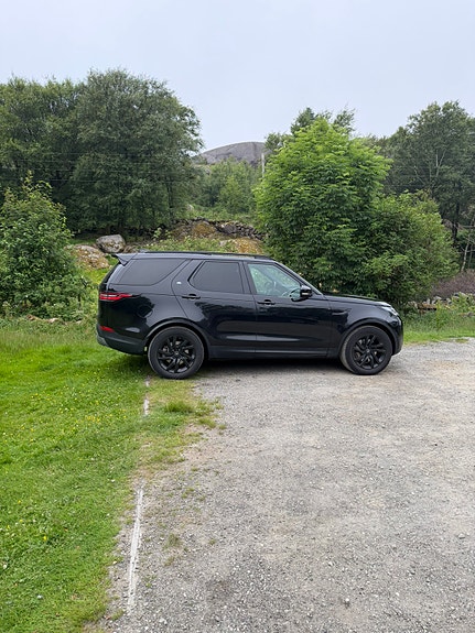Land Rover Discovery 2 of 23