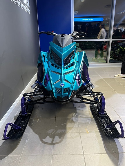 Polaris 850 Switchback Assault Boost 7 of 9