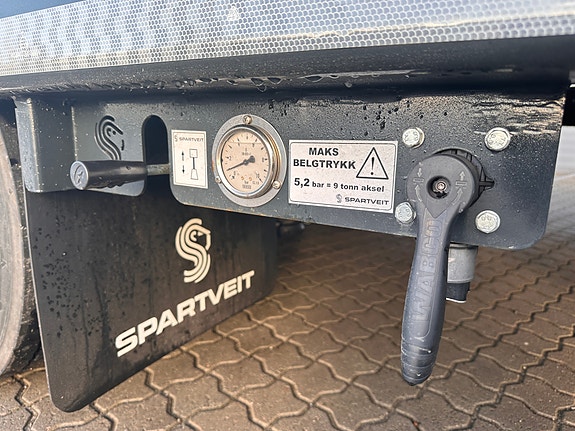 Spartveit MKJ-3,  Egenvekt kun 5450 kg/Mye utstyr -  5.269.- pr mnd. eksl. mva.  Åpen for bud! 6 of 9