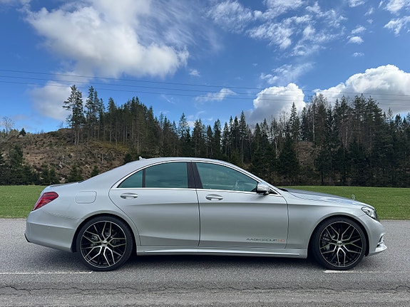 Mercedes-Benz S400 3 of 5