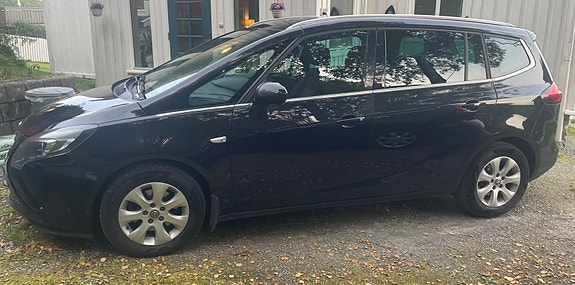 Opel Zafira Tourer 7 of 9