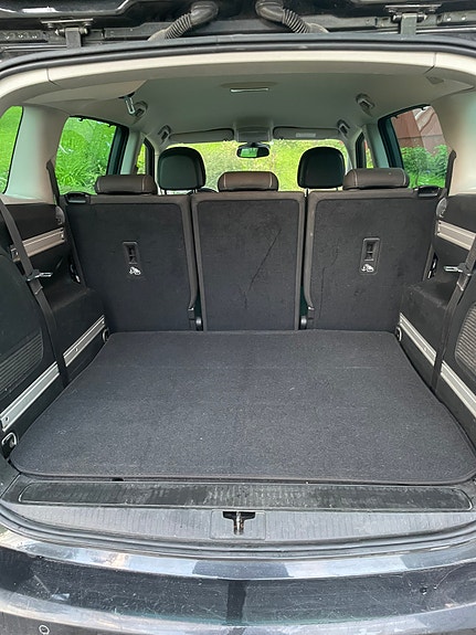 Opel Zafira Tourer 2 of 9