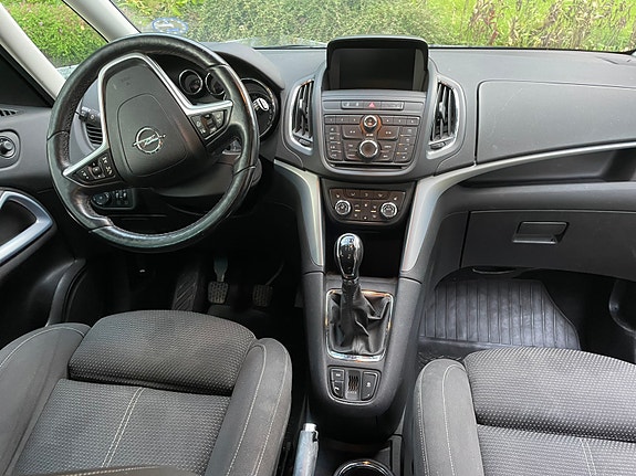 Opel Zafira Tourer 5 of 9