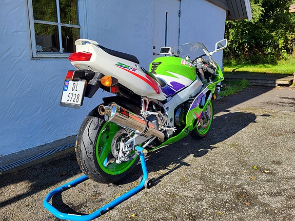 Kawasaki Zxr750 Ninja 6 of 7