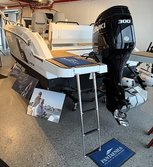 Beneteau Flyer 8 SunDeck - Står utstilt i vår utstillingshall på Vollen Marina 5 of 5