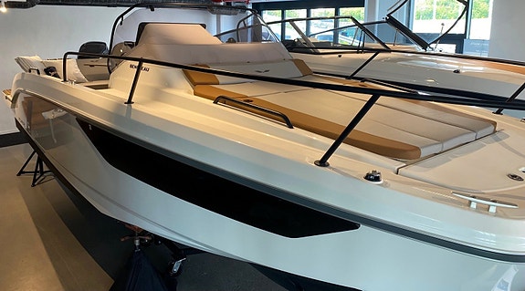 Beneteau Flyer 8 SunDeck - Står utstilt i vår utstillingshall på Vollen Marina 3 of 5