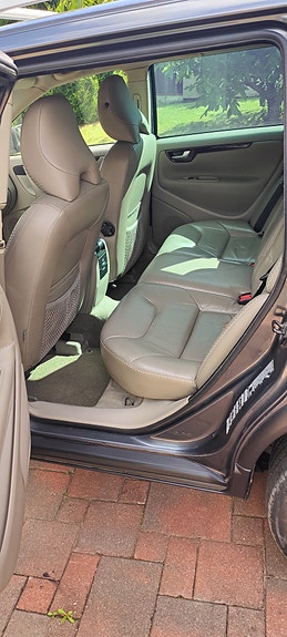 Volvo XC70 17 of 30