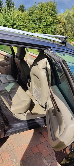Volvo XC70 22 of 30