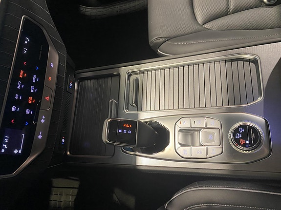KGM Rexton 13 of 26