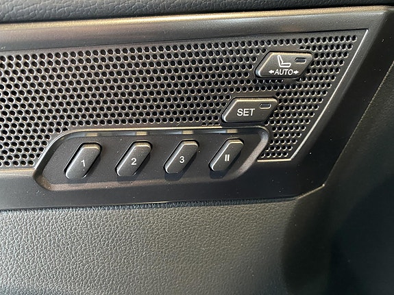 KGM Rexton 10 of 26