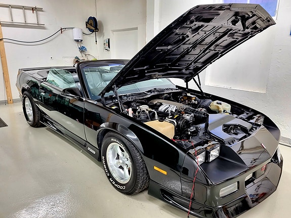 Chevrolet Camaro 24 of 26