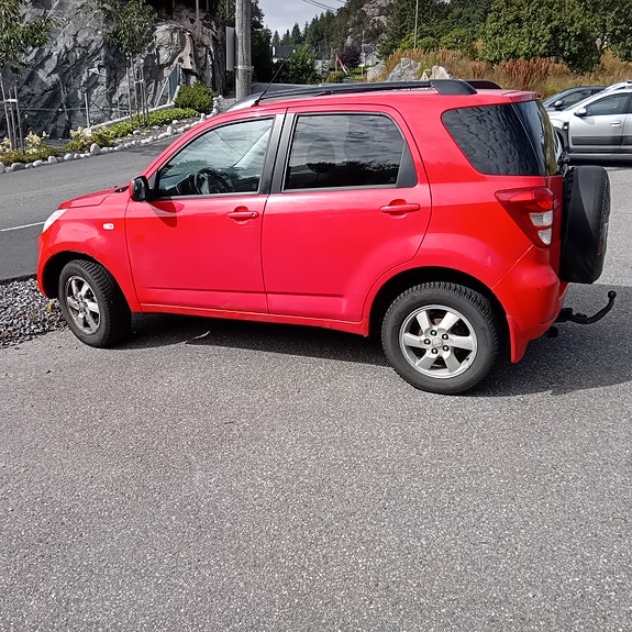 Daihatsu Terios 5 of 5