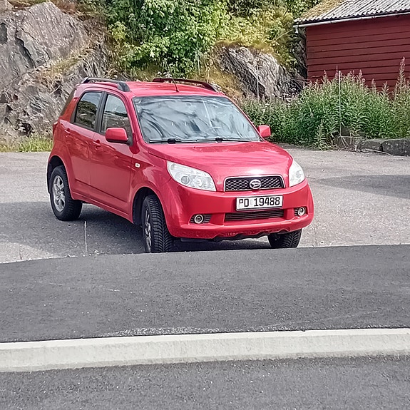 Daihatsu Terios 3 of 5