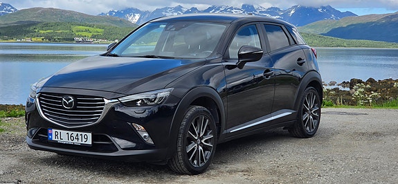 Mazda CX-3 2 of 5