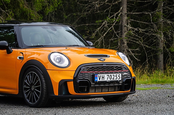 MINI Cooper S 4 of 30