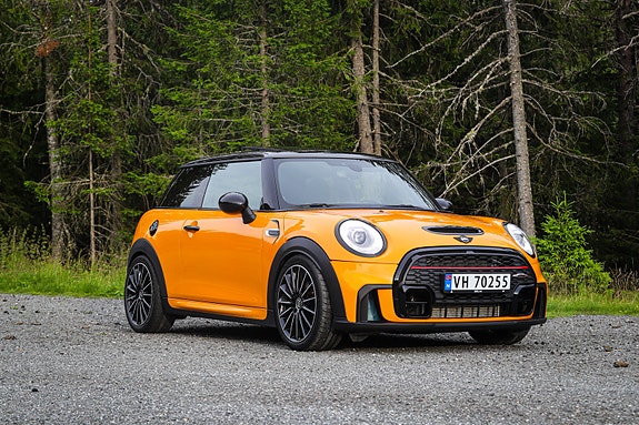 MINI Cooper S 3 of 30