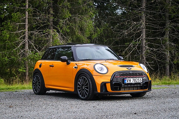 MINI Cooper S 13 of 30