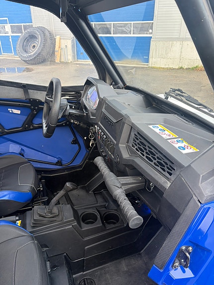 Polaris RZR Trail S 1000 7 of 8