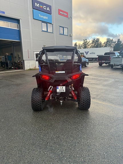 Polaris RZR Trail S 1000 3 of 8