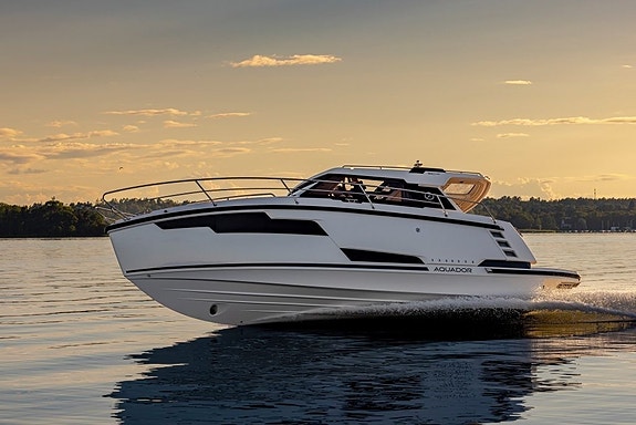 Aquador 300 HT | D4 320HK | Humphree | Høstpris 29 of 30