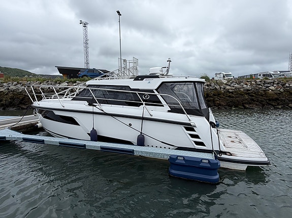 Aquador 300 HT | D4 320HK | Humphree | Teak | Kan selges eks. mva 4 of 5