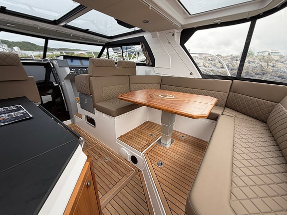Aquador 300 HT | D4 320HK | Humphree | Høstpris 8 of 30
