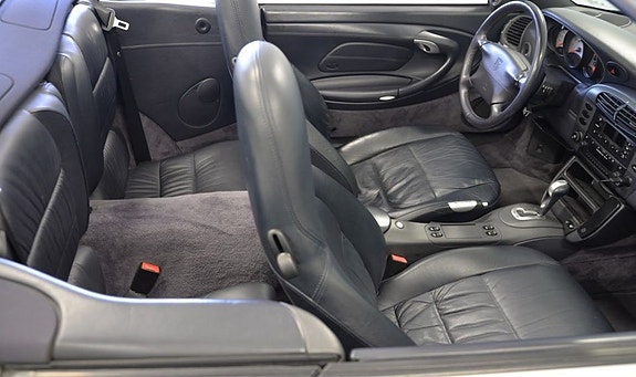 Porsche 911 24 of 30