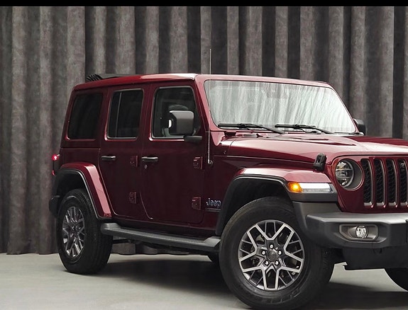 Jeep Wrangler 13 of 24