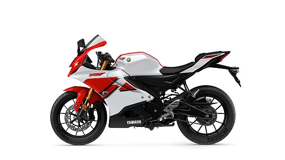 Yamaha R125 19 of 22