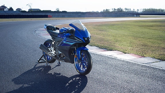 Yamaha R125 14 of 22