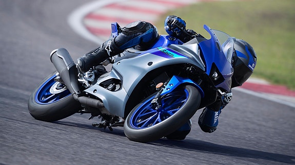 Yamaha R125 13 of 22