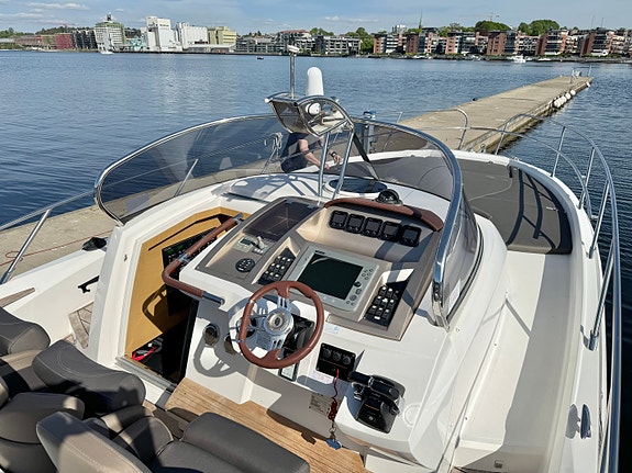 Sessa Key Largo 36 m/Yamaha 350x3 - Se video 16 of 30