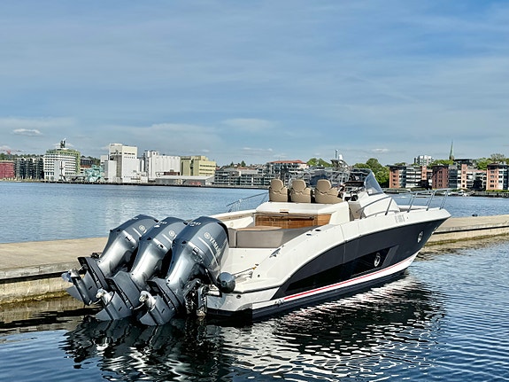 Sessa Key Largo 36 m/Yamaha 350x3 - Se video 6 of 30
