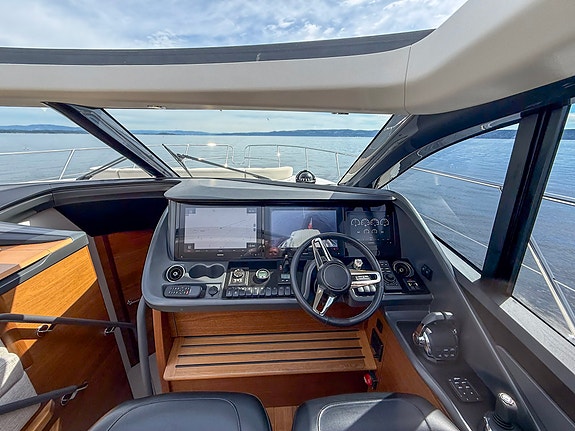 Princess V55, topp utstyrt, AC, levert ny i Norge 15 of 30